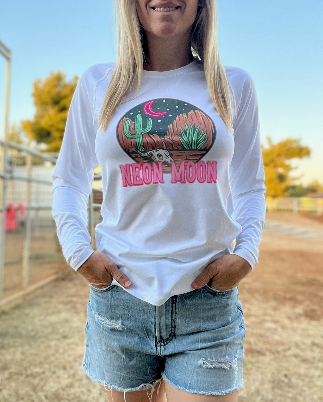 Women's Graphic Sun Shirt